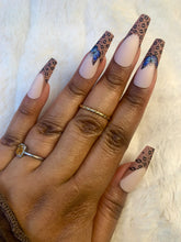 Load image into Gallery viewer, Cheetah girl