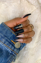 Load image into Gallery viewer, Champagne